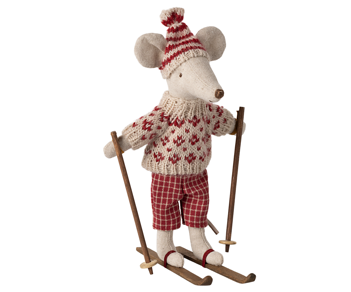 Jucarie textila Winter Mouse with Ski Set Mum Maileg – Red