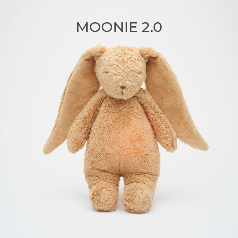 Jucarie muzicala cu lampa incorporata Moonie 2.0 – Bunny Cappuccino