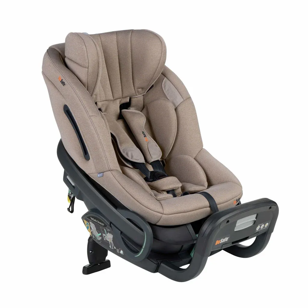 Scaun auto pentru copii BeSafe Stretch² RF 6 luni-7 ani
